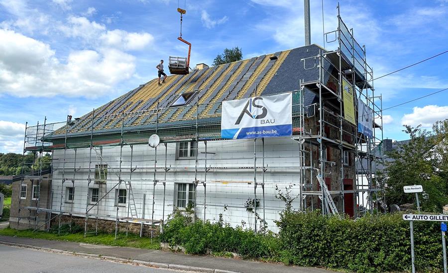 ©Roofland - Rénovation du toit d'une maison individuelle avec dépendances