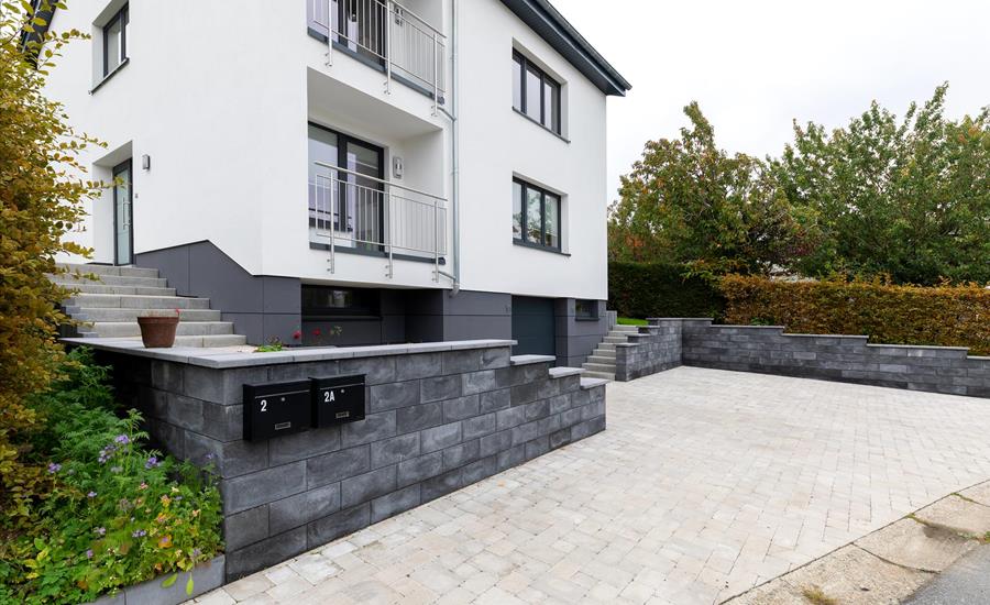 Energetische Renovierung und Gestaltung der Außenanlage