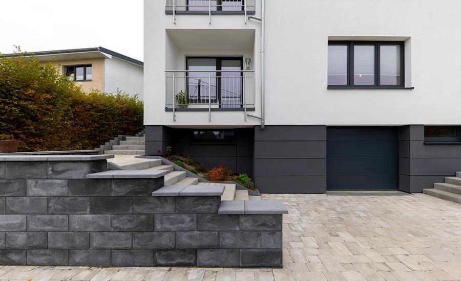 Energetische Renovierung und Gestaltung der Außenanlage