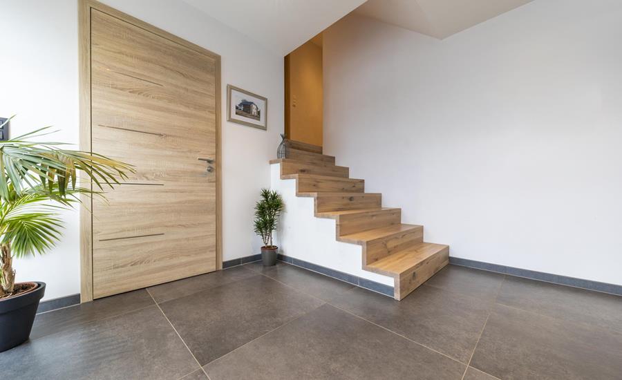 Neubau eines zeitgemäßen Hauses & Gestaltung einer Außenanlage